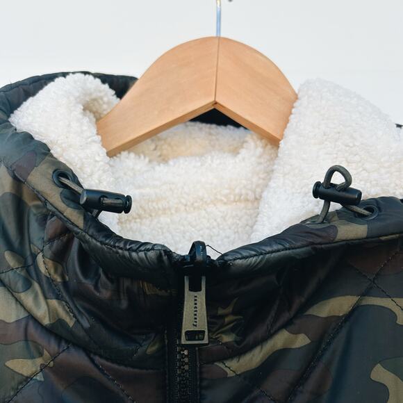Sanctuary Women’s Reversible Midweight Camo Sherpa Jacket Full Zip XS Small - Picture 6 of 12